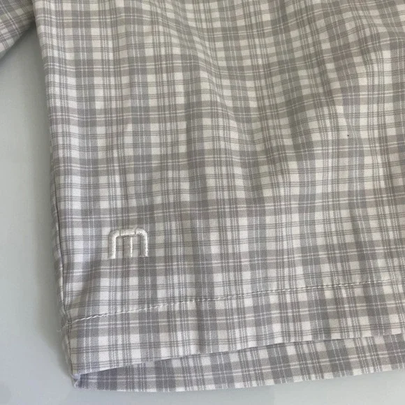 Travis Mathew Men's Gray Plaid Golf Chino Shorts Lightweight Casual Size 36 FLAW - Picture 4 of 9